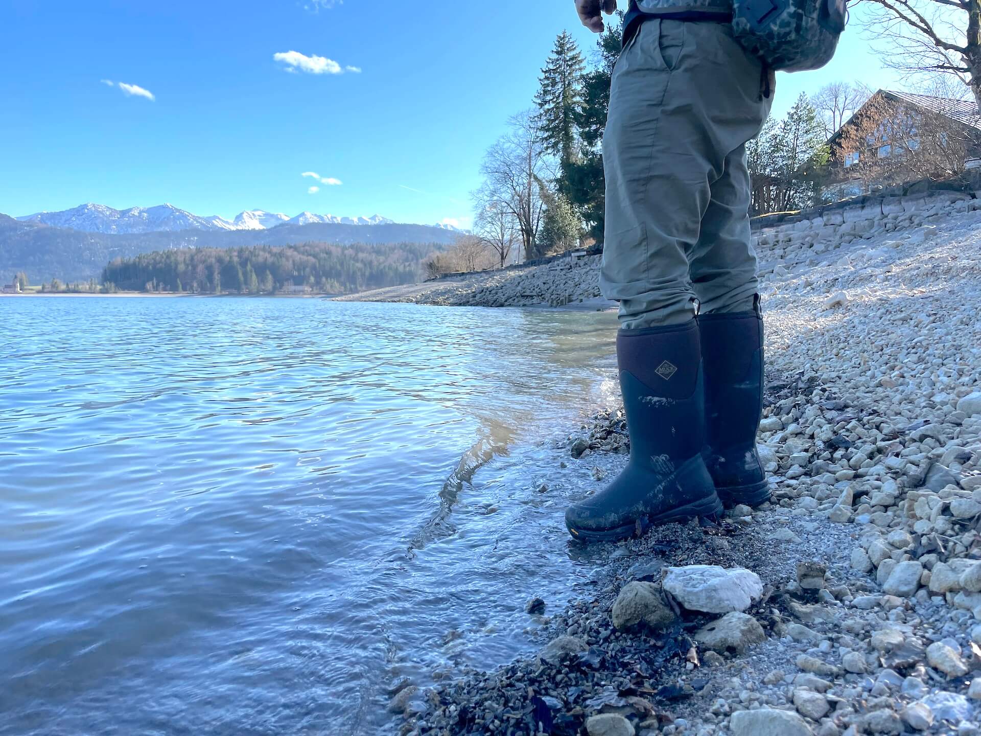 Die Muck Arctic Ice Boots im Einsatz beim winterlichen Fischen 